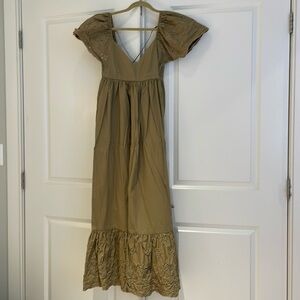 En Saison olive green dress with eyelet detail and flutter sleeves, size Medium